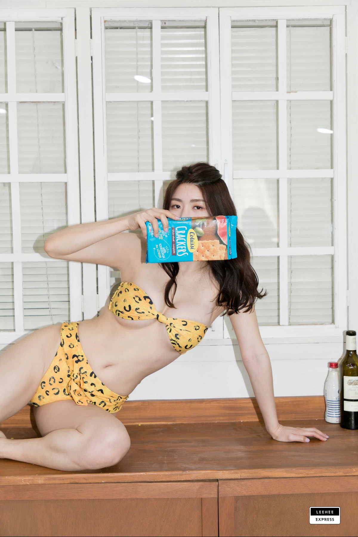 [Min.E 민이] 视角邪恶 极细蛮腰身材真的好狂 [29P]